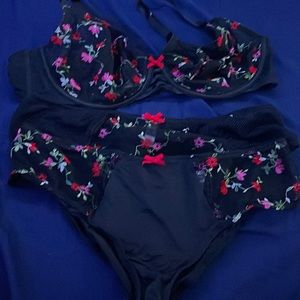 Cacique Lace Bra with matching panties